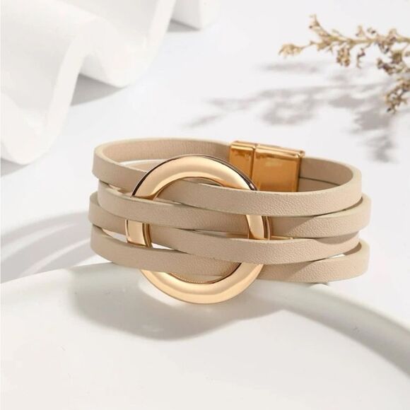 Bohemian PU Polyurethane Circle Decor Layered Bracelet - Picture 4 of 11